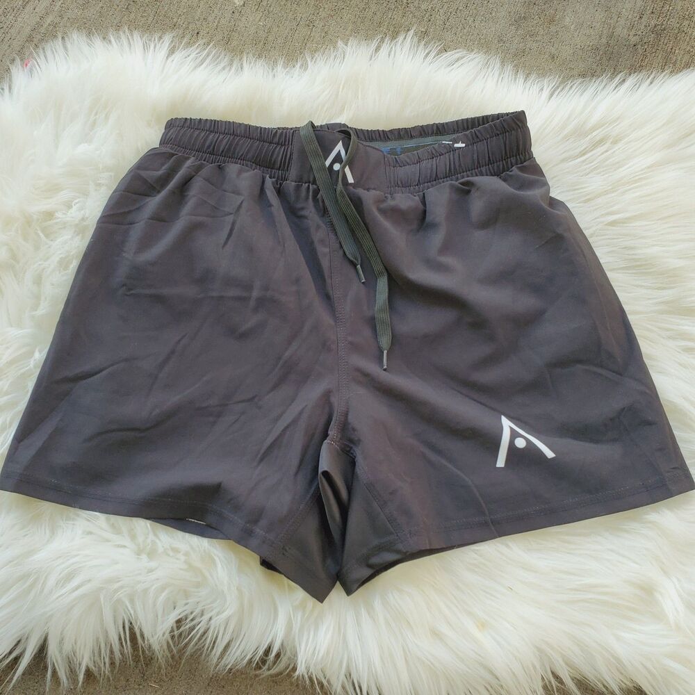 Artibus Clothing Black Athletic Shorts Size Small